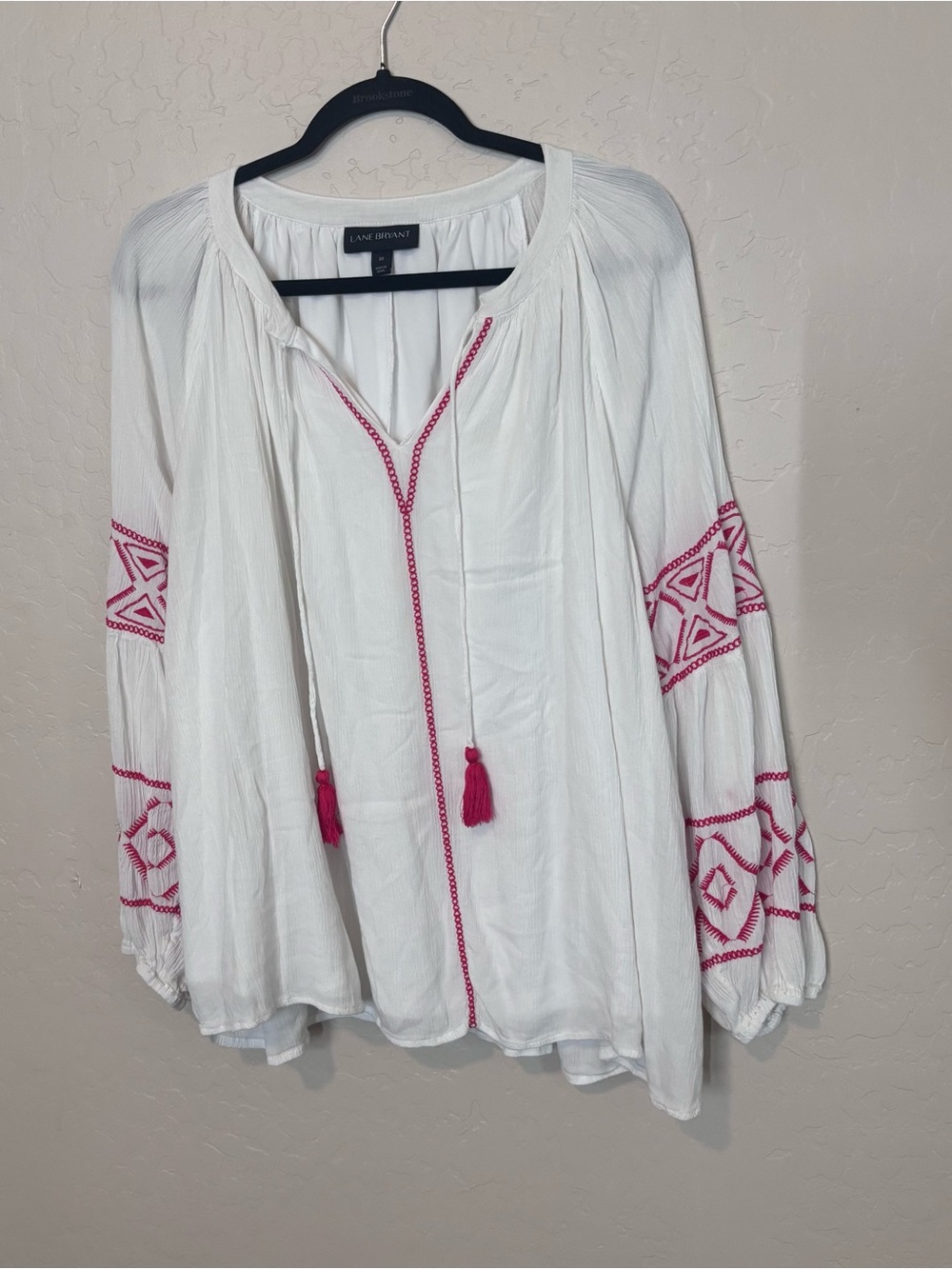 Lane Bryant Embroidered Peasant Blouse Women's Size 20 White Pink Tassel